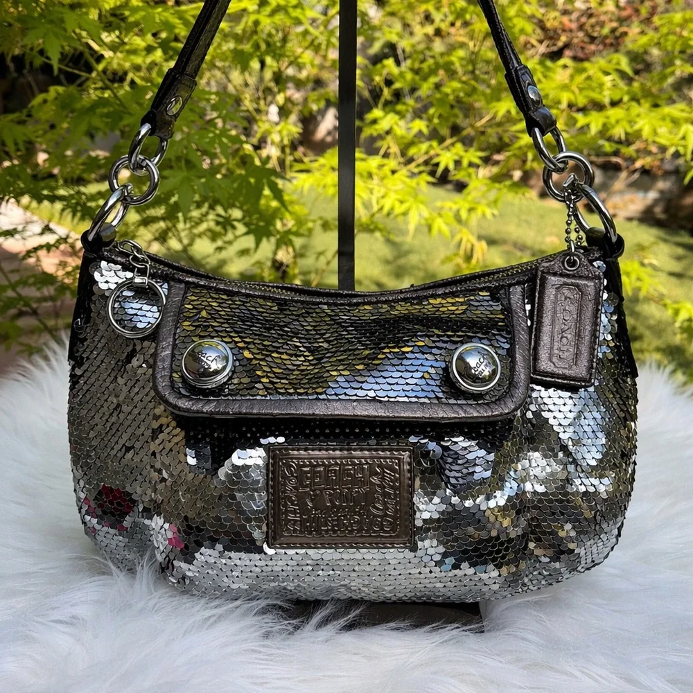 Coach Poppy Y2K Silver Sequin Groovy Shoulder Crossbody Hand Bag - Picture 3 of 16